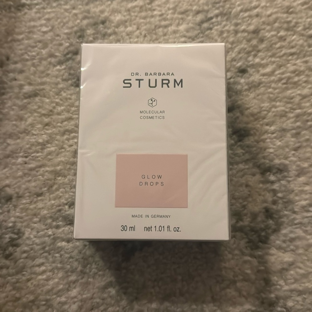 Dr. Barbara Sturm glow drops
